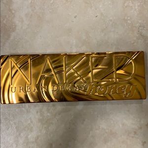 Urban decay naked honey palette